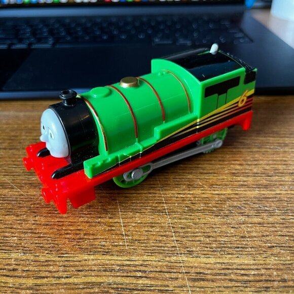 Thomas & Friends Percy 2009 Trackmaster Motorized Train Engine Mattel - Picture 2 of 6